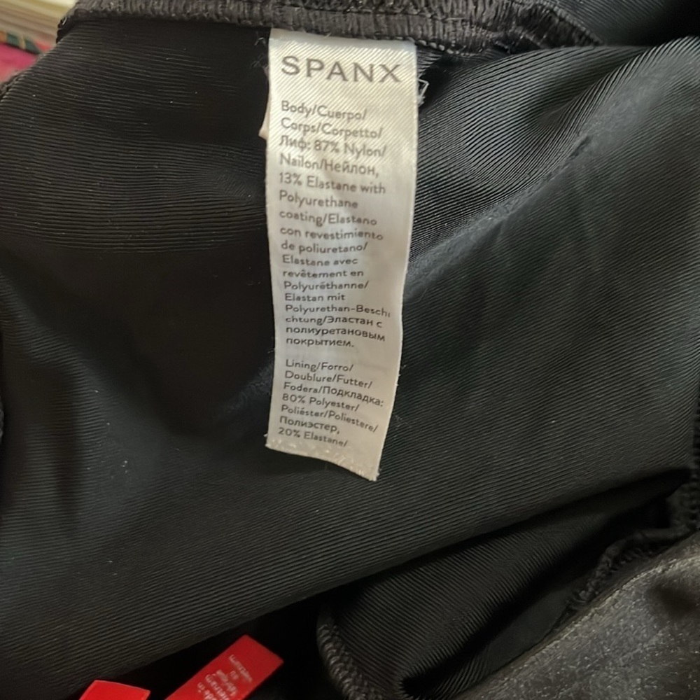 Spanx faux leather leggings - Picture 5 of 11